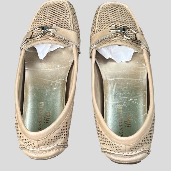 AK Anne Klein iflex Loafer Garnet Perforated Leather Slip-on Nude Size 7.5 M - Picture 8 of 13